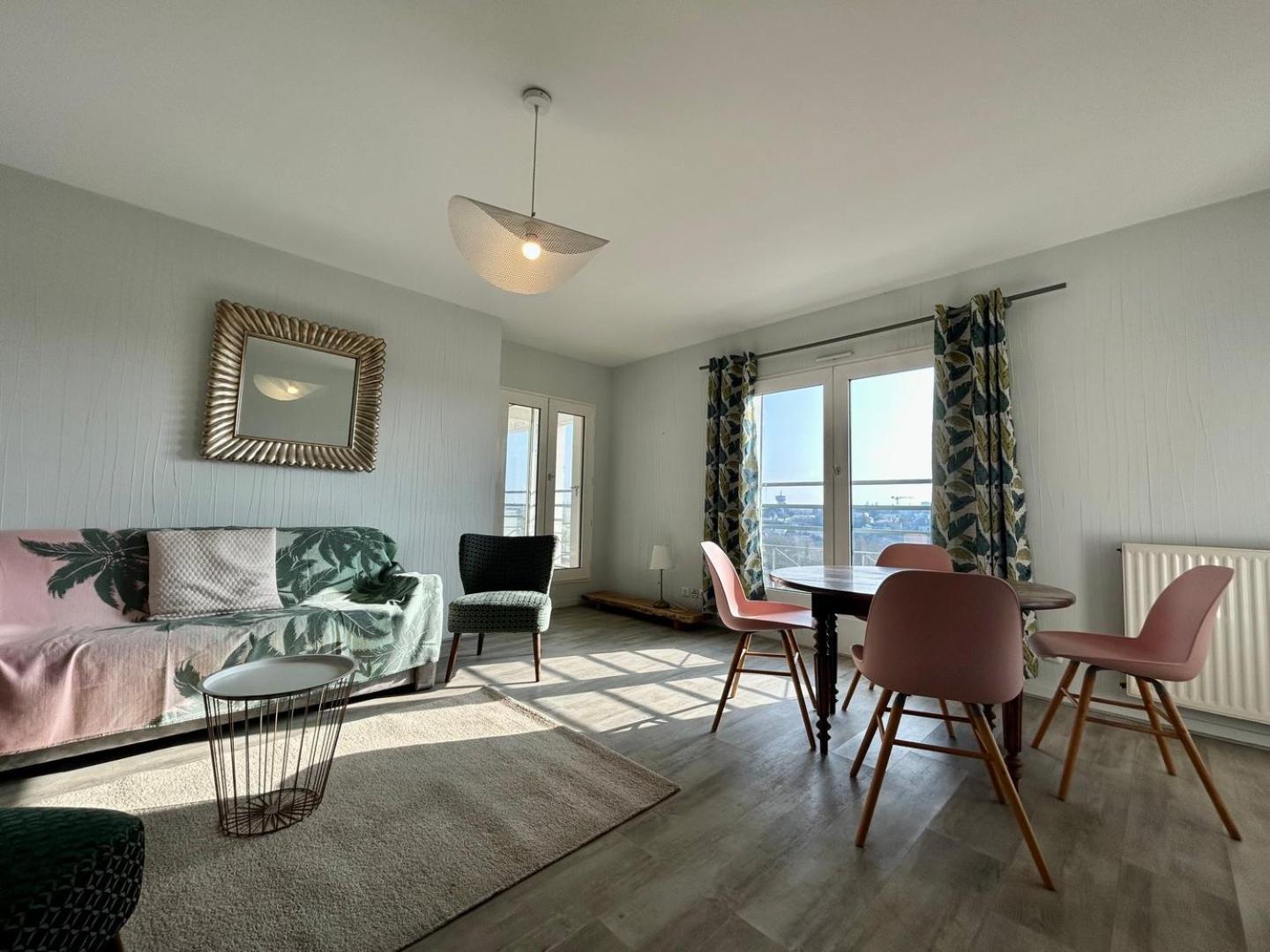 The Belvedere: City Centre With Magnificent Views Apartment Poitiers Ngoại thất bức ảnh